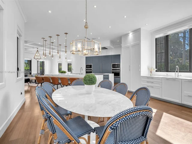 1100 NE 180th Ter, North Miami Beach FL 33162