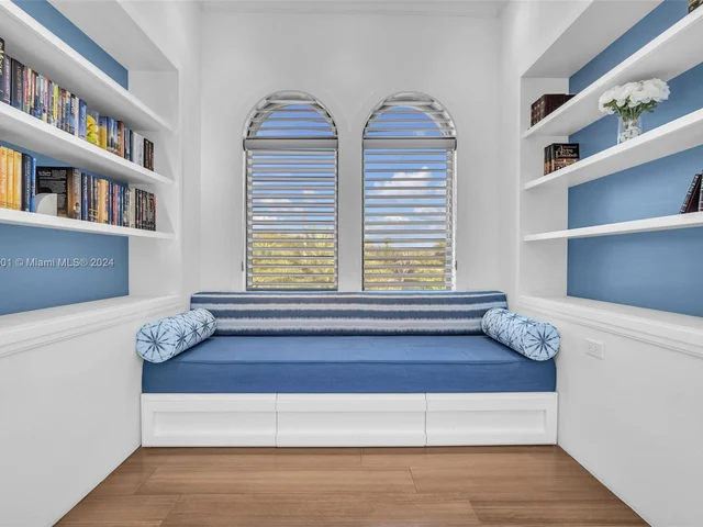 1100 NE 180th Ter, North Miami Beach FL 33162