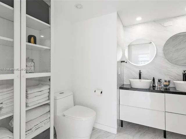 2801 NE 183rd St # 1016W, Aventura FL 33160