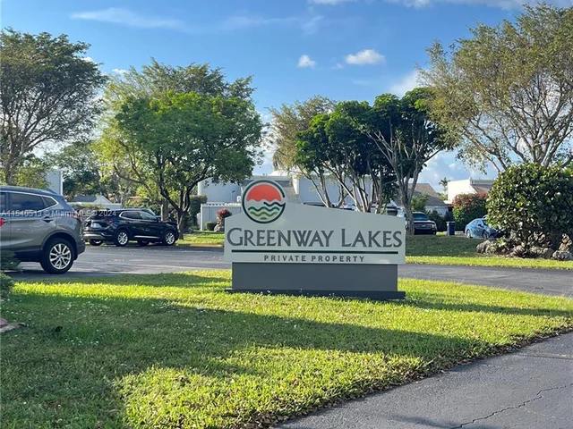 2554 SW 122nd Ct, Miami FL 33175