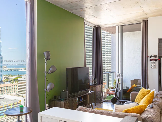 151 SE 1st St # 2204, Miami FL 33131