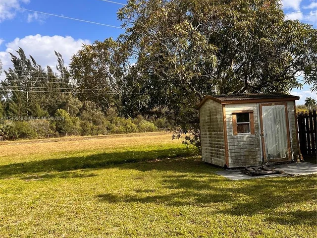 11300 NW 45th Pl, Sunrise FL 33323