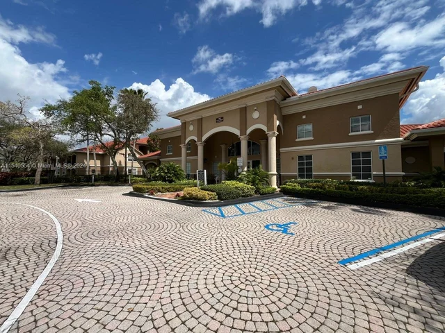 100 SW 117th Ter # 2106, Pembroke Pines FL 33025