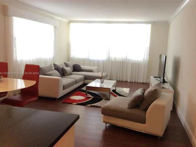 100 Lincoln Rd # 1214B, Miami Beach FL 33139