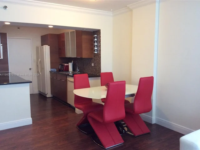 100 Lincoln Rd # 1214B, Miami Beach FL 33139