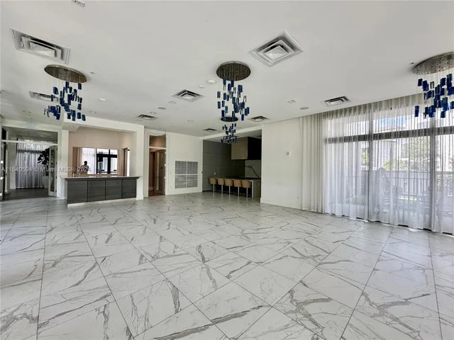 4963 NW 83rd Path, Doral FL 33166