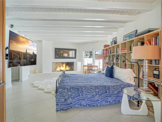 6000 SW 69th Ct, Miami FL 33143