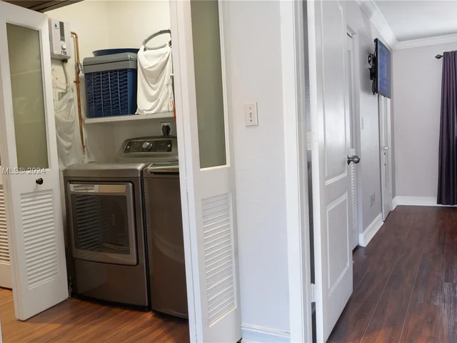 7558 NW 173rd Ter, Hialeah FL 33015