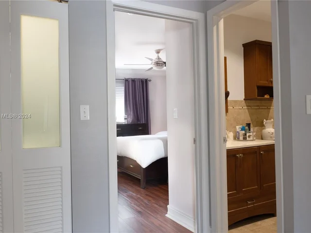 7558 NW 173rd Ter, Hialeah FL 33015