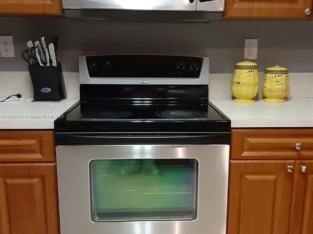 13825 SW 275th St # 13825, Homestead FL 33032