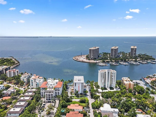 1600 S Bayshore Ln # 7C, Miami FL 33133
