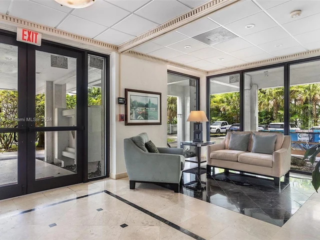 1600 S Bayshore Ln # 7C, Miami FL 33133