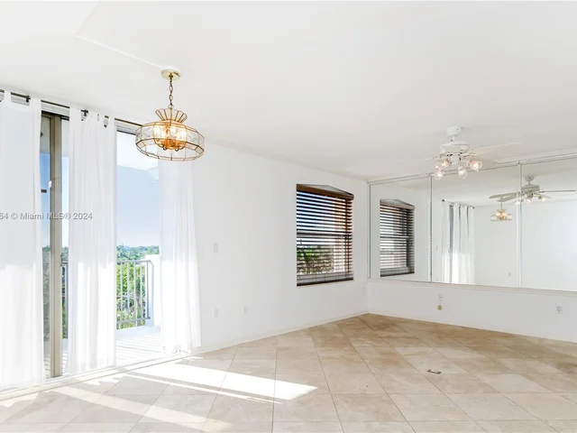 1600 S Bayshore Ln # 7C, Miami FL 33133