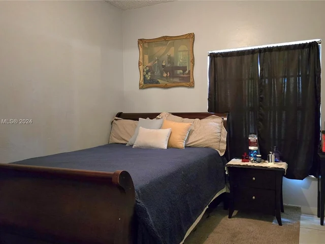 2431 SW 82nd Ter, Miramar FL 33025