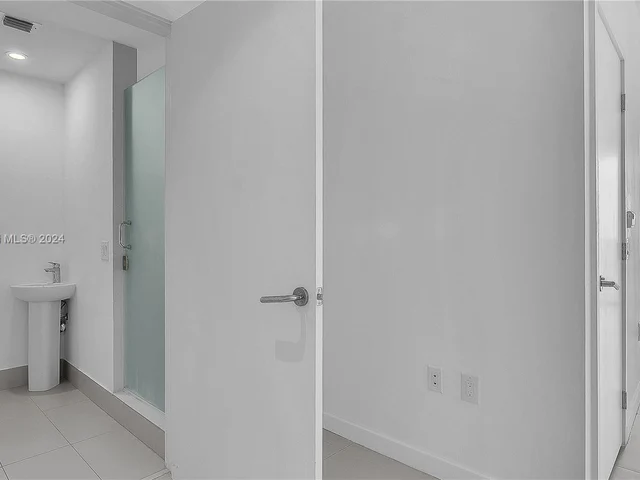 501 NE 31st St # 1704, Miami FL 33137