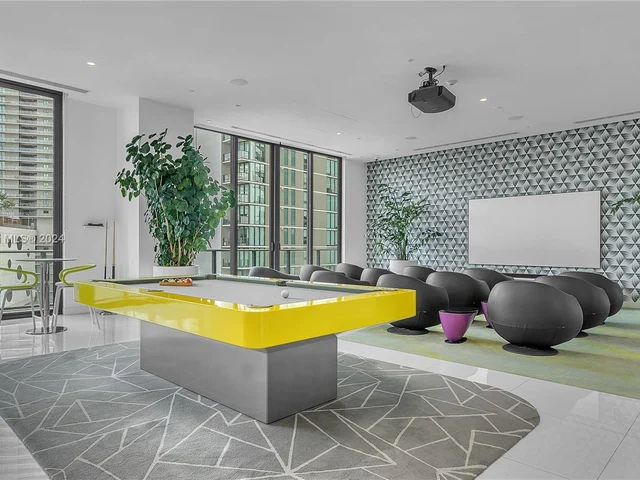 501 NE 31st St # 1704, Miami FL 33137