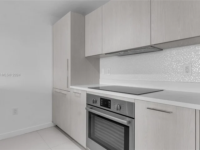 501 NE 31st St # 1704, Miami FL 33137