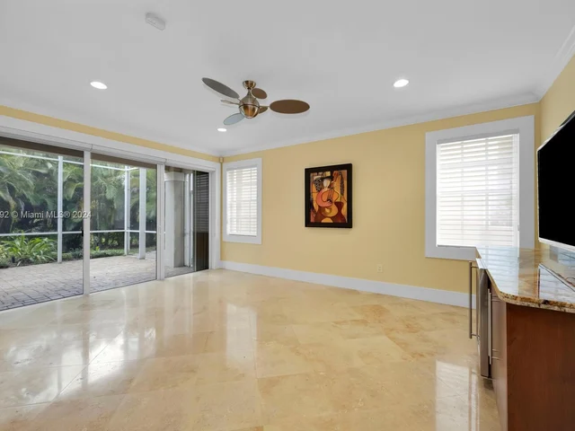 4581 NW 93rd Doral Ct, Doral FL 33178