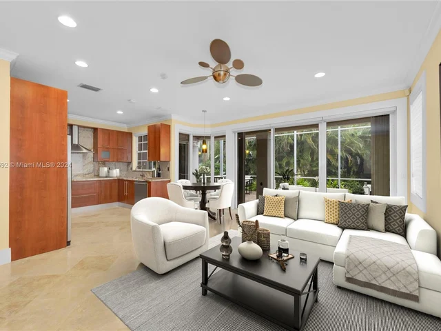 4581 NW 93rd Doral Ct, Doral FL 33178