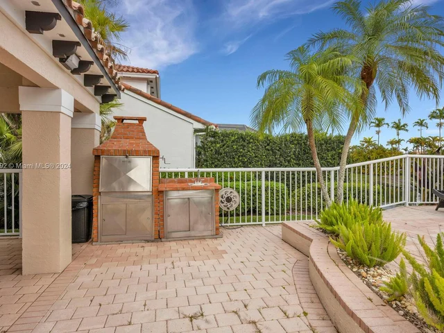 4581 NW 93rd Doral Ct, Doral FL 33178