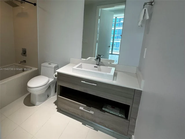 1300 S Miami Ave # 4007, Miami FL 33130