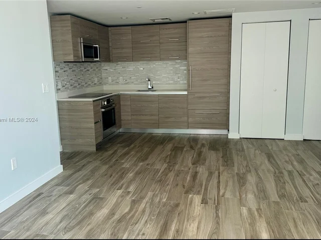 1300 S Miami Ave # 4007, Miami FL 33130