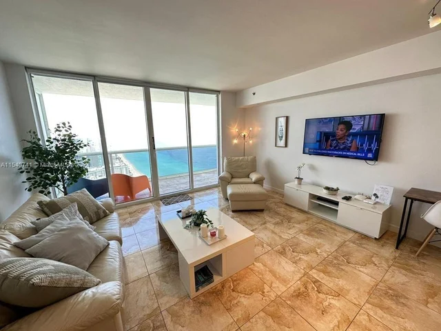 1830 S Ocean Dr # 4912, Hallandale Beach FL 33009