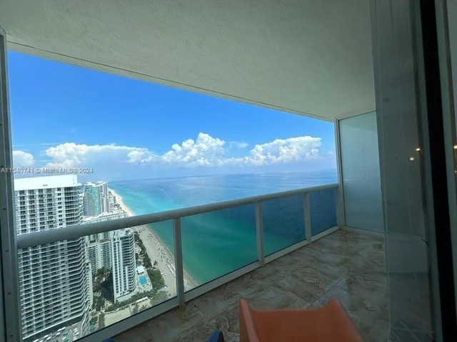 1830 S Ocean Dr # 4912, Hallandale Beach FL 33009
