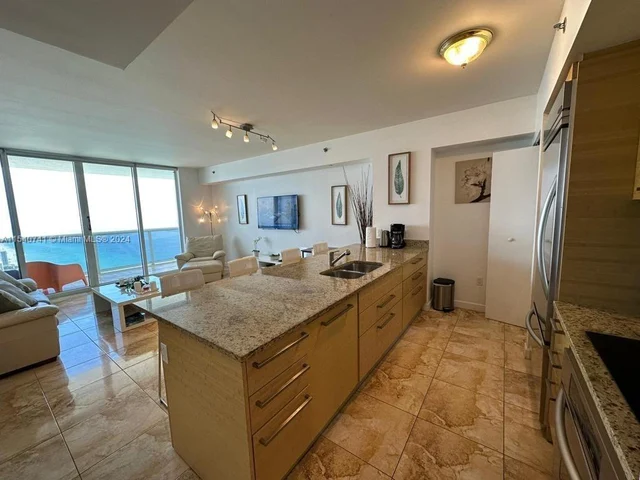 1830 S Ocean Dr # 4912, Hallandale Beach FL 33009
