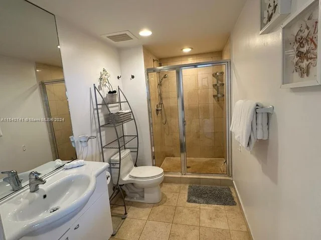 1830 S Ocean Dr # 4912, Hallandale Beach FL 33009