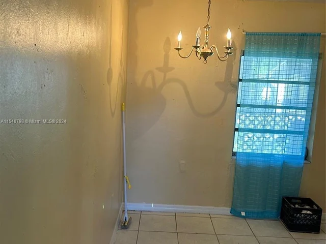 9900 NW 10th Ave # 9902, Miami FL 33150