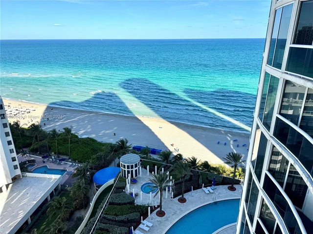 17201 Collins Ave # 1707, Sunny Isles Beach FL 33160