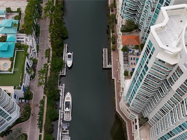 200 Sunny Isles Blvd # 306, Sunny Isles Beach FL 33160