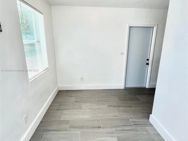 10740 SW 43rd Ln, Miami FL 33165