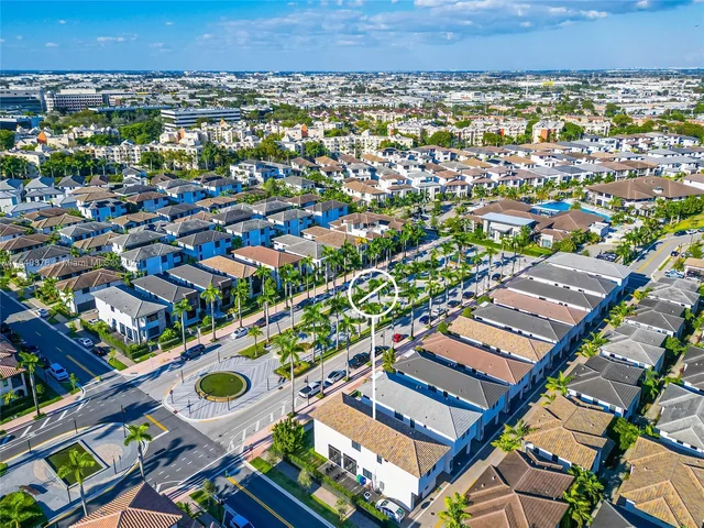 8282 Central Park Blvd, Doral FL 33166