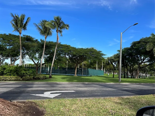 10910 NW 69th Ter # 19010, Doral FL 33178