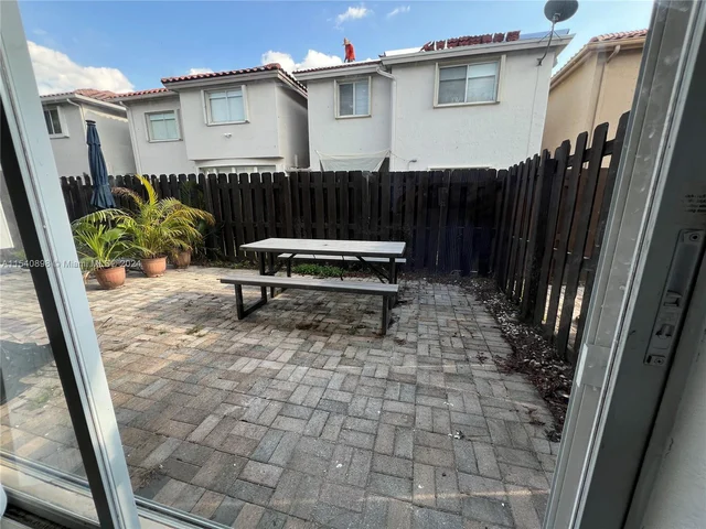 10910 NW 69th Ter # 19010, Doral FL 33178