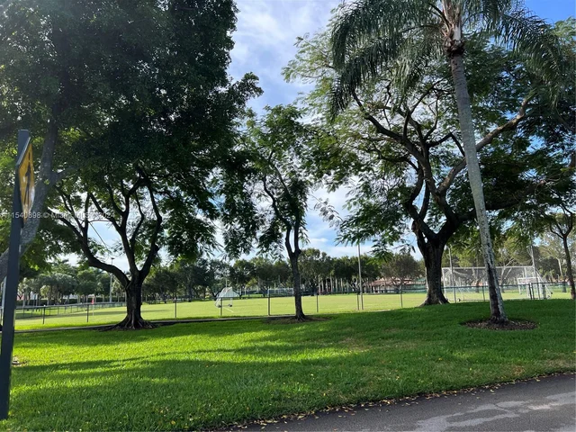 10910 NW 69th Ter # 19010, Doral FL 33178