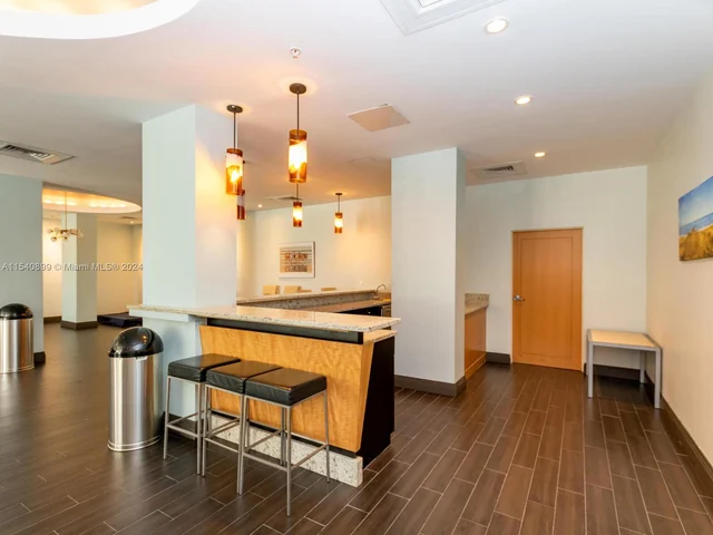 3901 S Ocean Dr # 12Z, Hollywood FL 33019