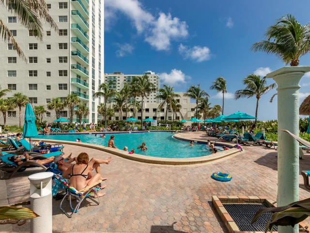 3901 S Ocean Dr # 12Z, Hollywood FL 33019
