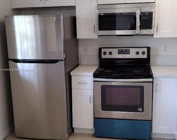 1151 NE 210th Ter, Miami FL 33179