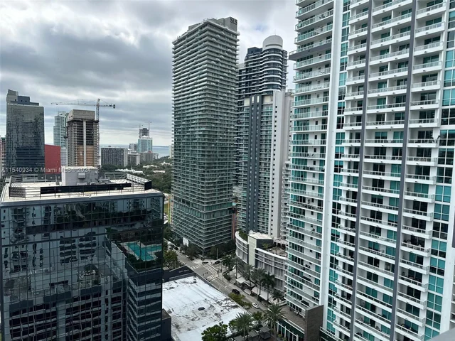 1060 Brickell Ave # 2709, Miami FL 33131
