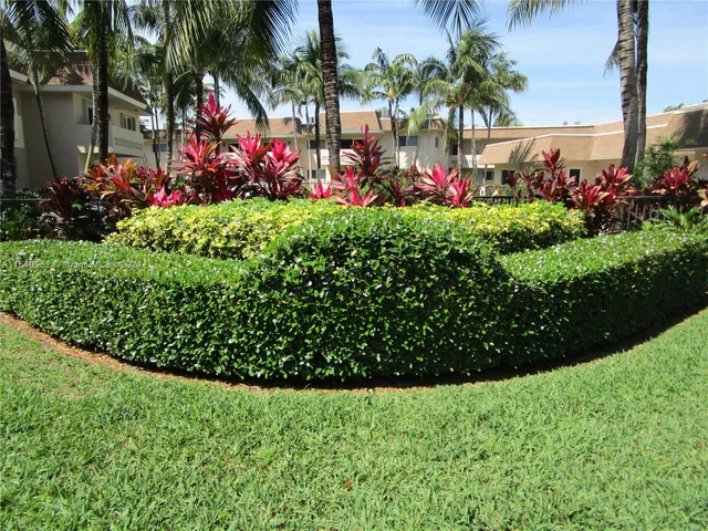 14500 SW 88th Ave # 135, Palmetto Bay FL 33176