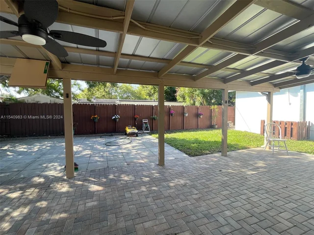 6560 Sheridan St # 0, Hollywood FL 33024