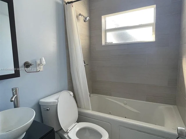 6560 Sheridan St # 0, Hollywood FL 33024