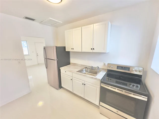 1841 NW 55th Street # 1841, Miami FL 33142