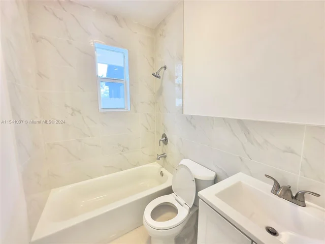 1841 NW 55th Street # 1841, Miami FL 33142