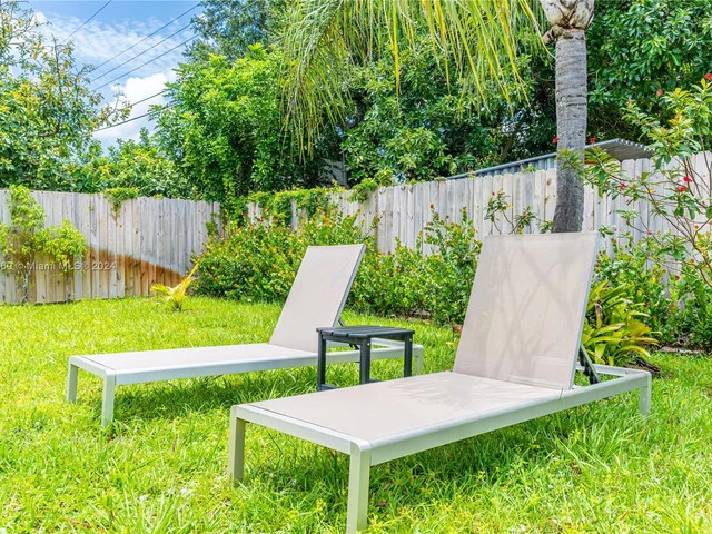 6465 Lincoln St # 1, Hollywood FL 33024