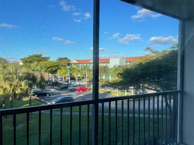 13455 SW 16th Ct # 311F, Pembroke Pines FL 33027