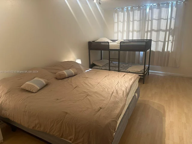 2801 NE 183rd St # 1508W, Aventura FL 33160